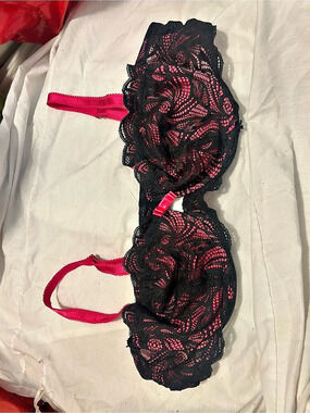 Adore Me Lace Floral Bra Black & Pink Size 42C